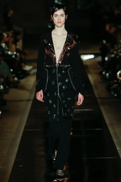 Look 52